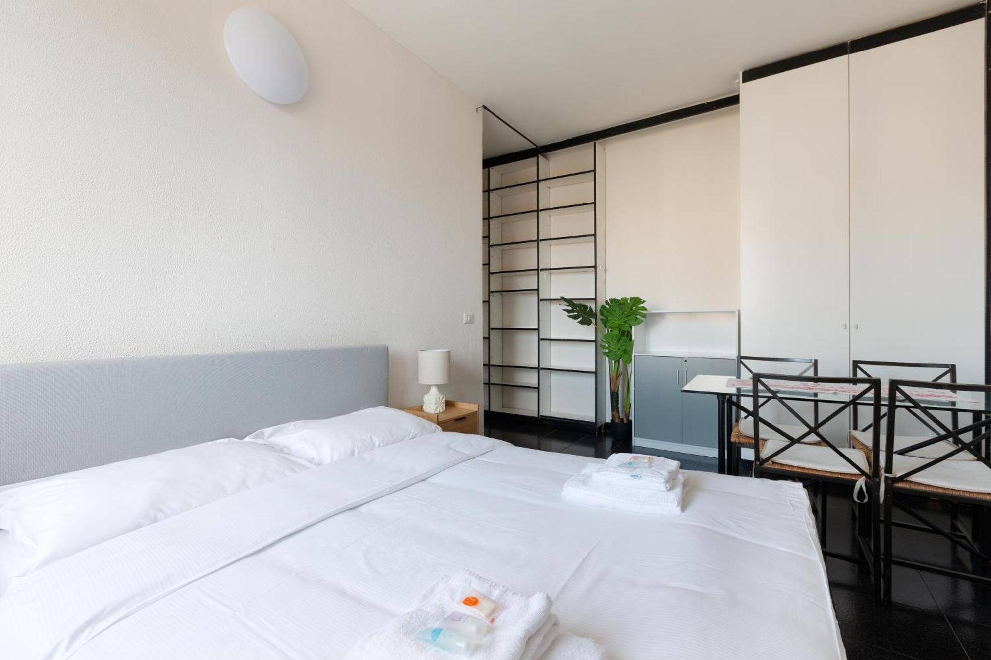 Corvetto M3 - Comfy Apt. With Balcony! Milan Luaran gambar