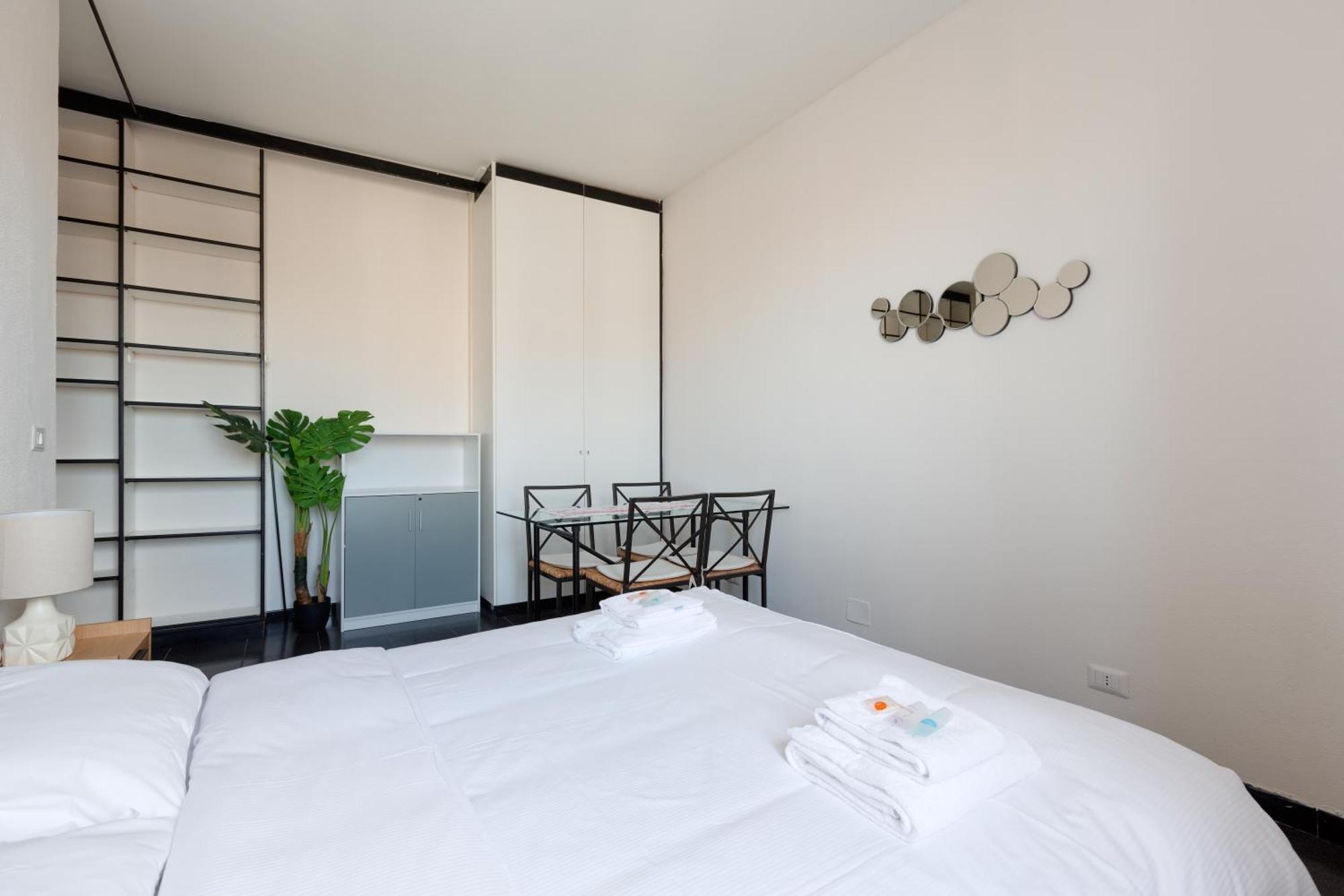 Corvetto M3 - Comfy Apt. With Balcony! Milan Luaran gambar